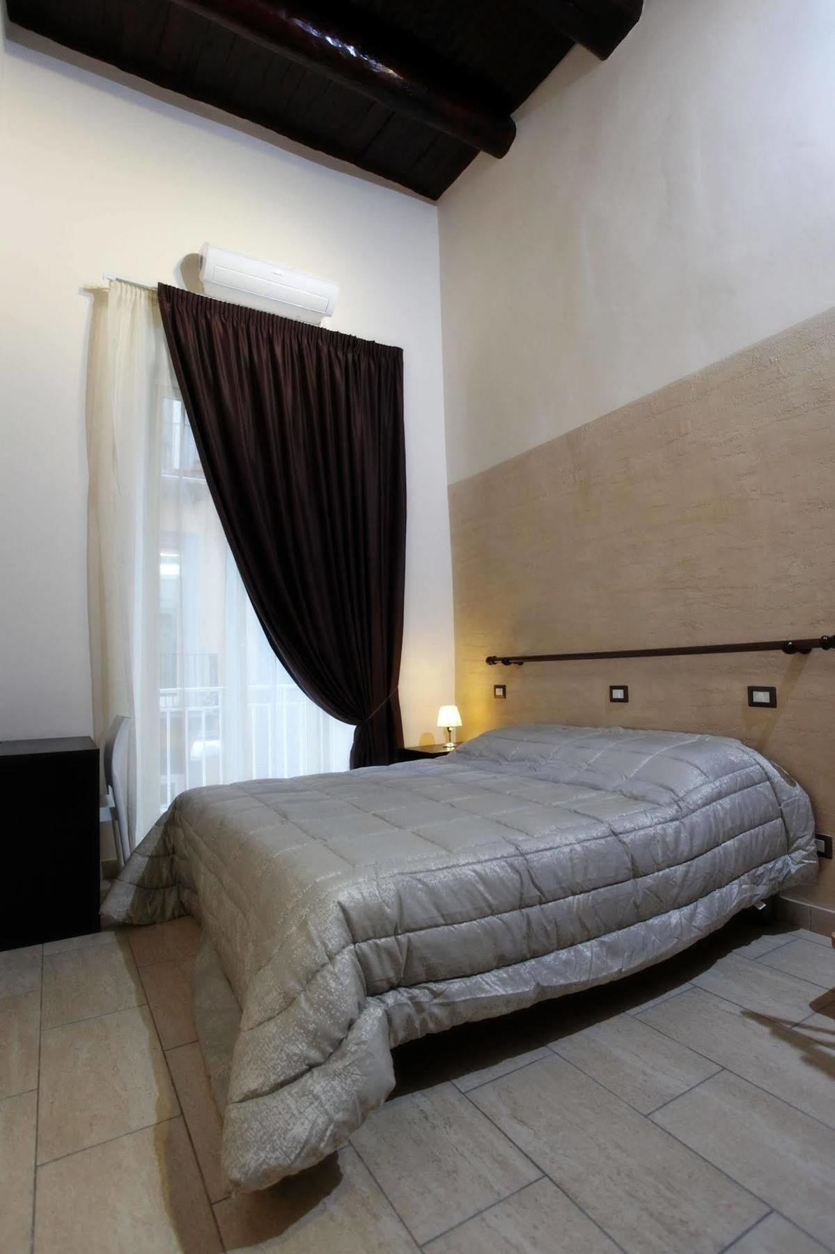 Napoli 2 Affittacamere Экстерьер фото